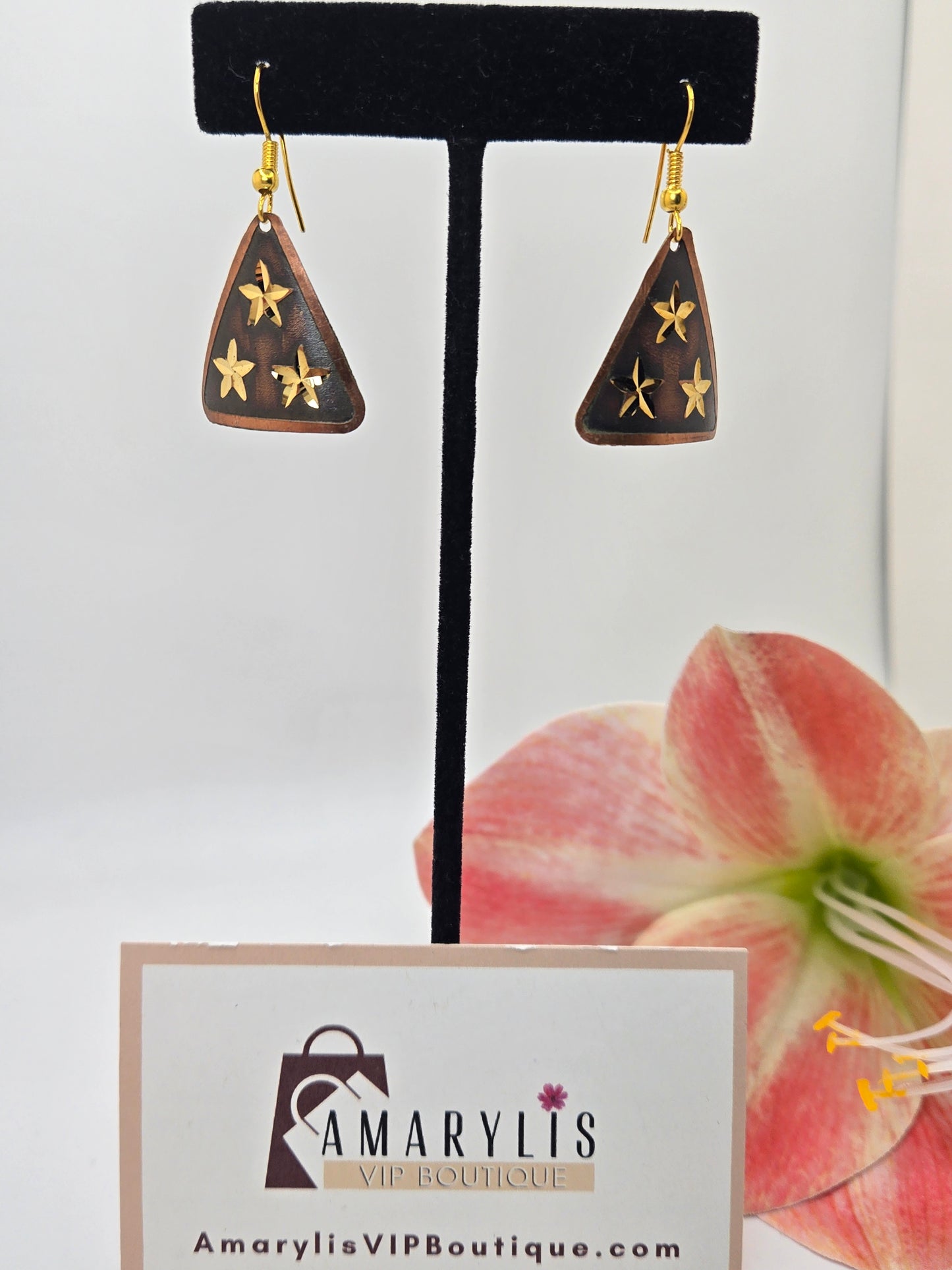 boho earrings, star earrings, gold details, triangle earrings, celestial jewelry, boutique accessories, lightweight earrings, unique design