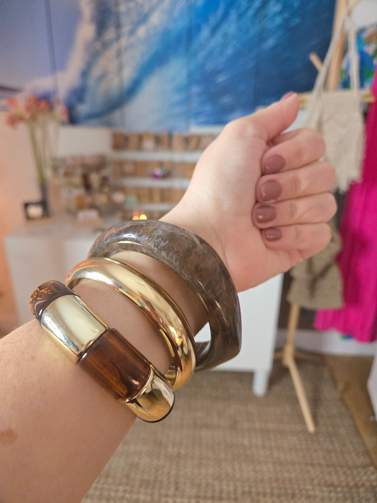 bracelets, bracelet set, marble resin, bead jewelry, feminine accessories, everyday style, chic look, jewelry