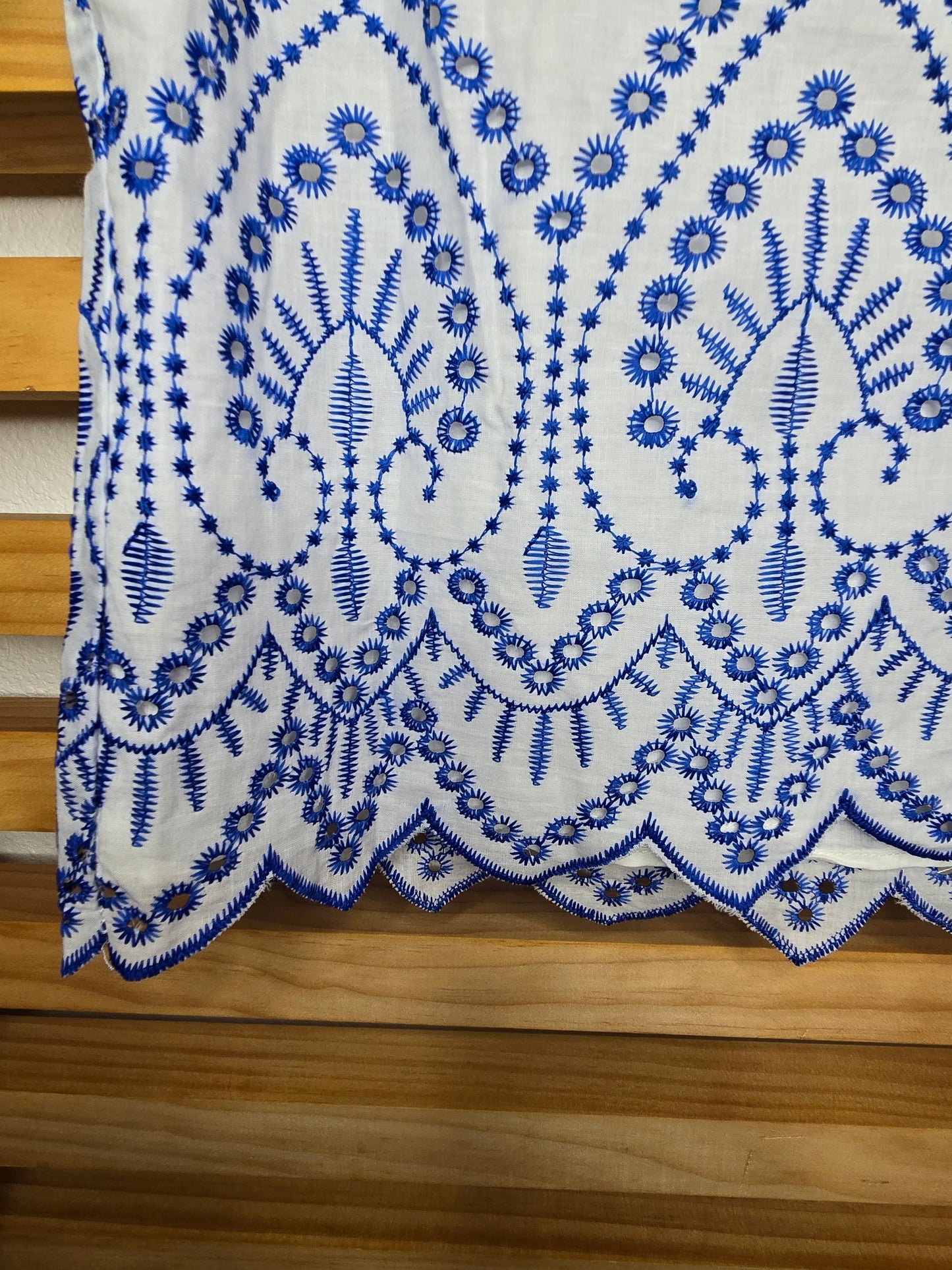 #BohoStyle #EmbroideredTop #EyeletBlouse #RuffleSleeves #ChicAndFeminine #ScallopedHem #BlueAndWhite #TimelessFashion #EffortlessStyle #BohoChic #eyelet #amarylisvipboutique