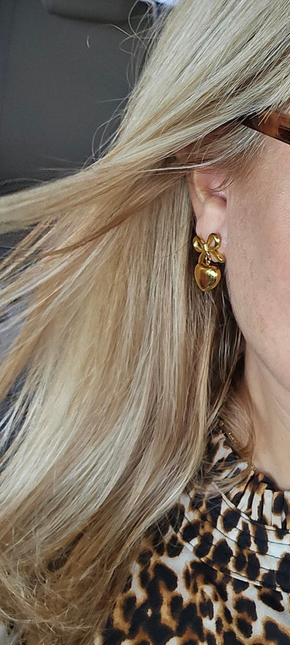 18K Gold Dainty Bow Heart Earrings - Non-Tarnish