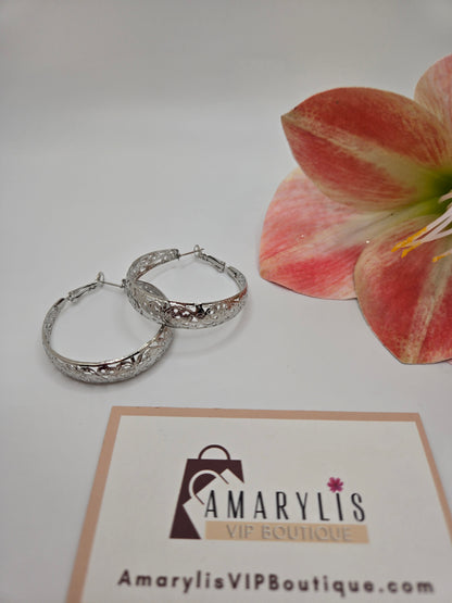 hoop earrings, vintage-inspired jewelry, gold earrings, silver earrings, lightweight earrings, boho chic earrings, elegant hoops, statement accessories