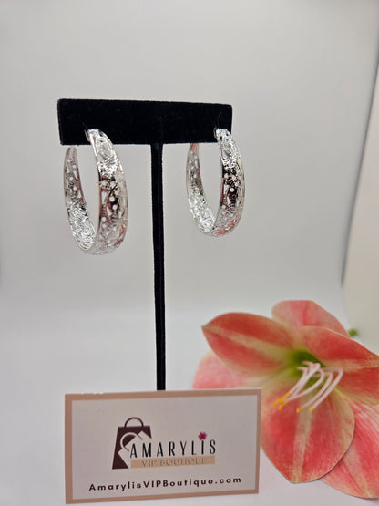 hoop earrings, vintage-inspired jewelry, gold earrings, silver earrings, lightweight earrings, boho chic earrings, elegant hoops, statement accessories, amarylis vip

