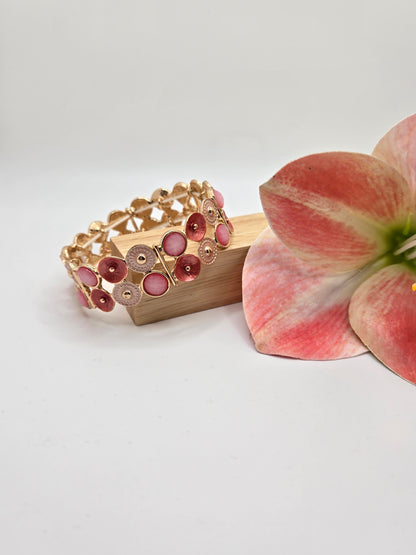 Pink Bracelet, Gold Bracelet, Floral Jewelry, Stretch Bracelet, Elegant Accessories, Boho Chic, Feminine Style, Statement Jewelry, Everyday Glam, Fashion Bracelet