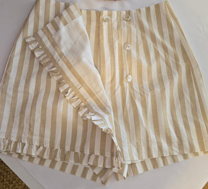 tan white skort, ruffle skort, high rise skort, striped skort, boho skort, summer skort, cute skort outfit, neutral tones, feminine skort, front slit skort