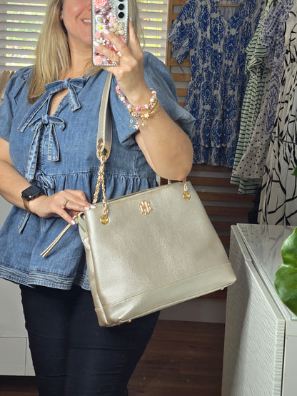 Functional & Chic Tote Bag – Designed for Everyday Essentials