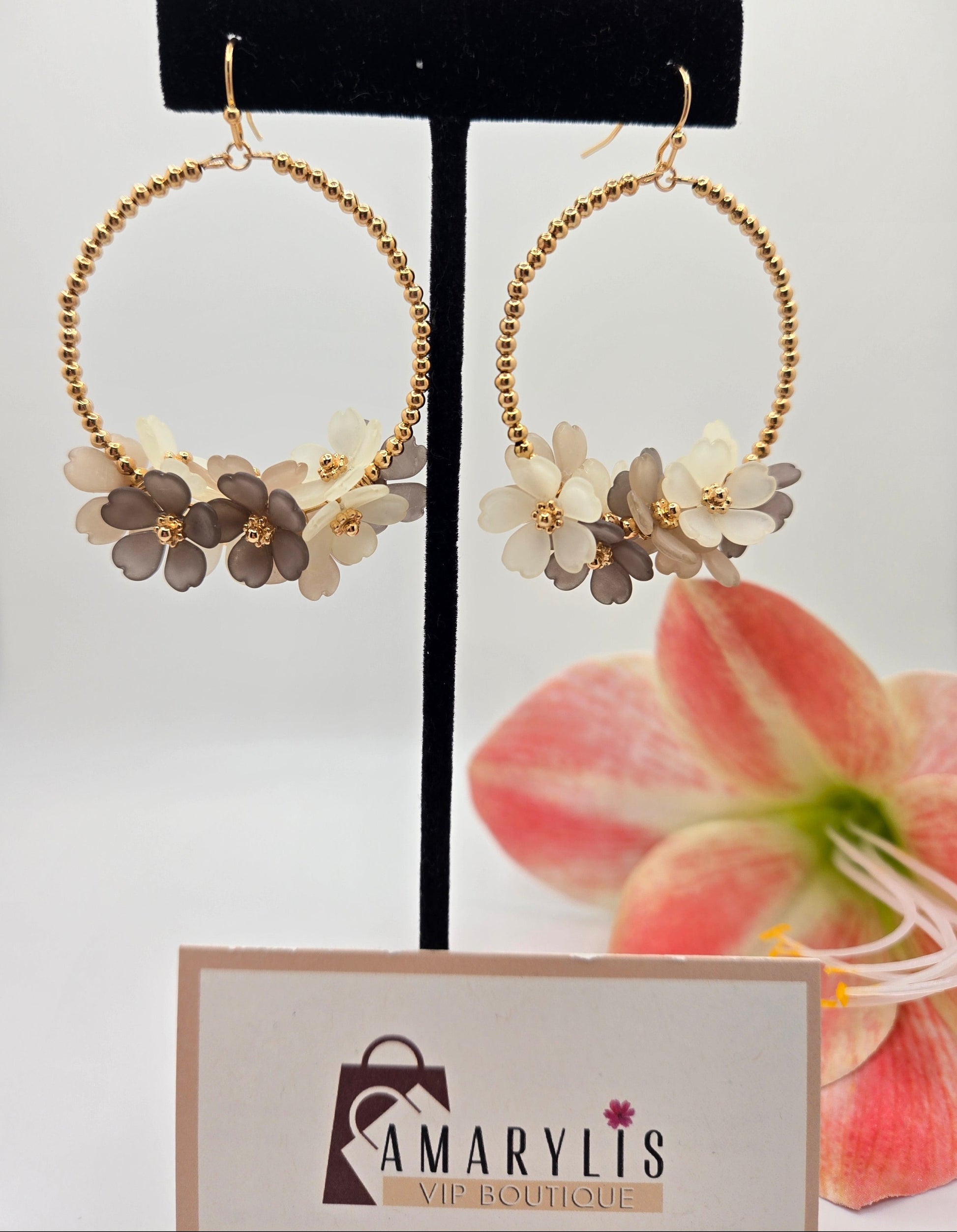 floral earrings, hoop earrings, dangle earrings, boho jewelry, feminine style, gold accessories, modern classics, chic jewelry, gift for her