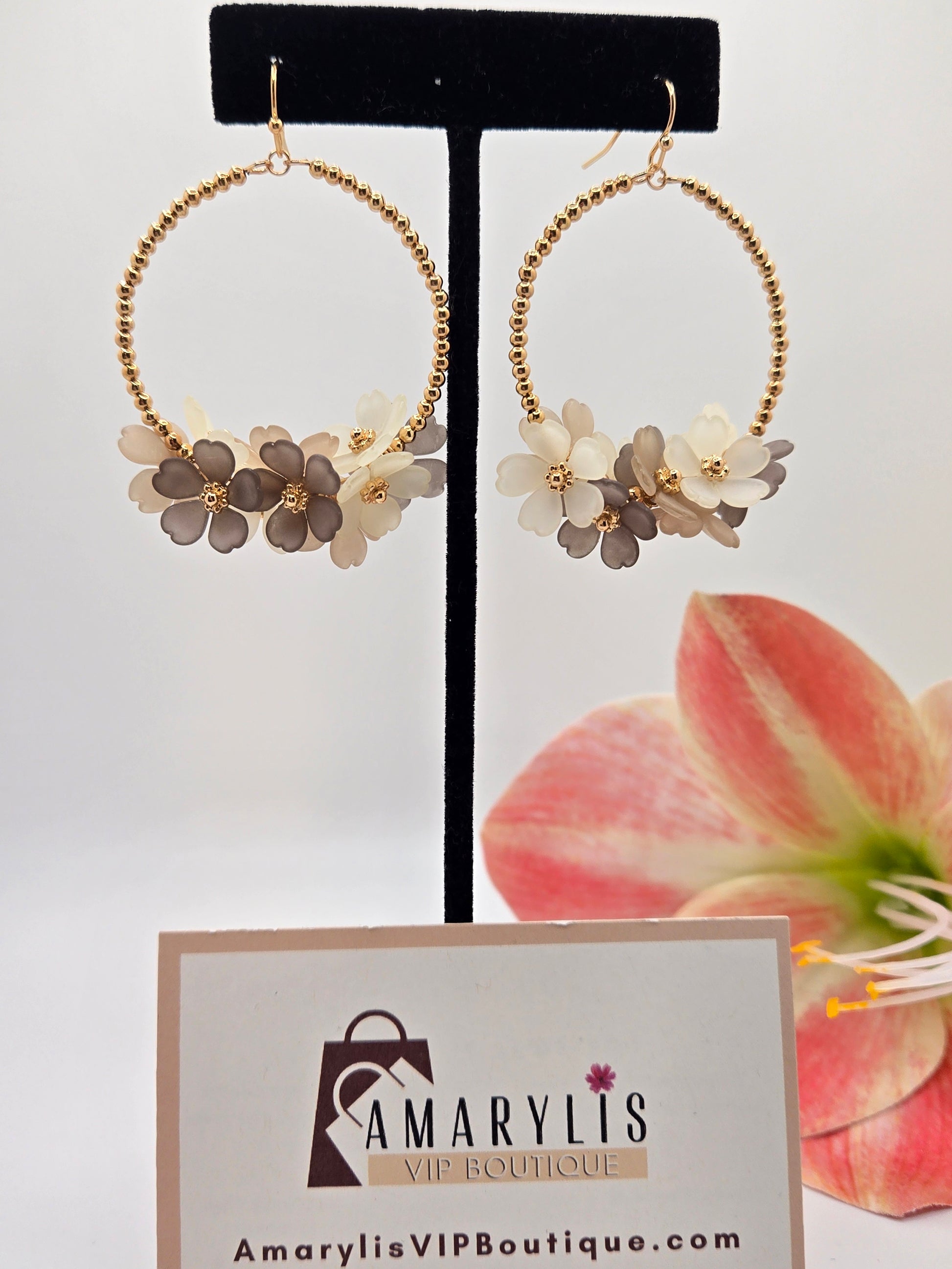 floral earrings, hoop earrings, dangle earrings, boho jewelry, feminine style, gold accessories, modern classics, chic jewelry, gift for her