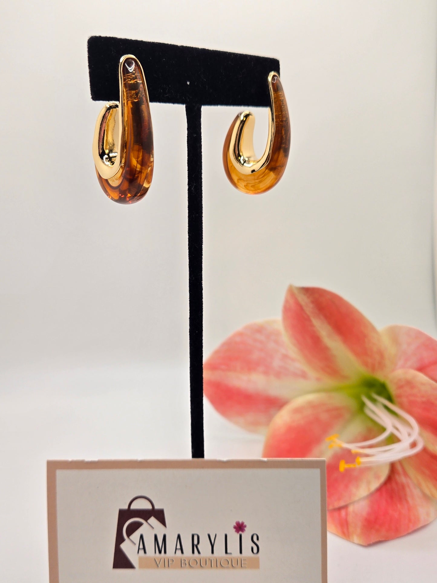 hoop earrings, resin jewelry, oval hoops, modern accessories, fashion earrings, statement hoops, boho chic