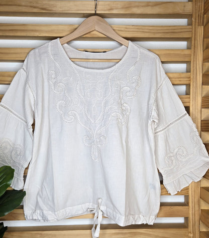 Casual Chic: Top with Tonal Soutaches and Flared Sleeves