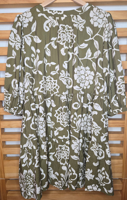 boho dress, floral dress, olive dress, white flowers, 3/4 sleeves, babydoll dress, loose fit, comfy dress, dress with pockets, tassel dress, feminine style, casual boho, relaxed look, soft fabric, everyday dress, amarylisvipboutique, amarylis