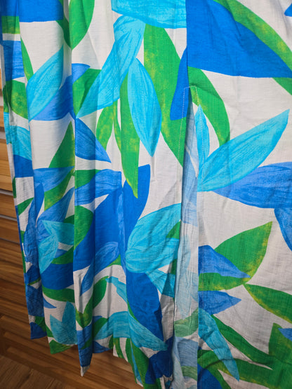 blue, maxi dress, floral print, v-neckline, v-back dress, flutter sleeve, casual dress, front slit, relaxed fit, romantic style, empire waist, amarylisvipboutique, amarylis 