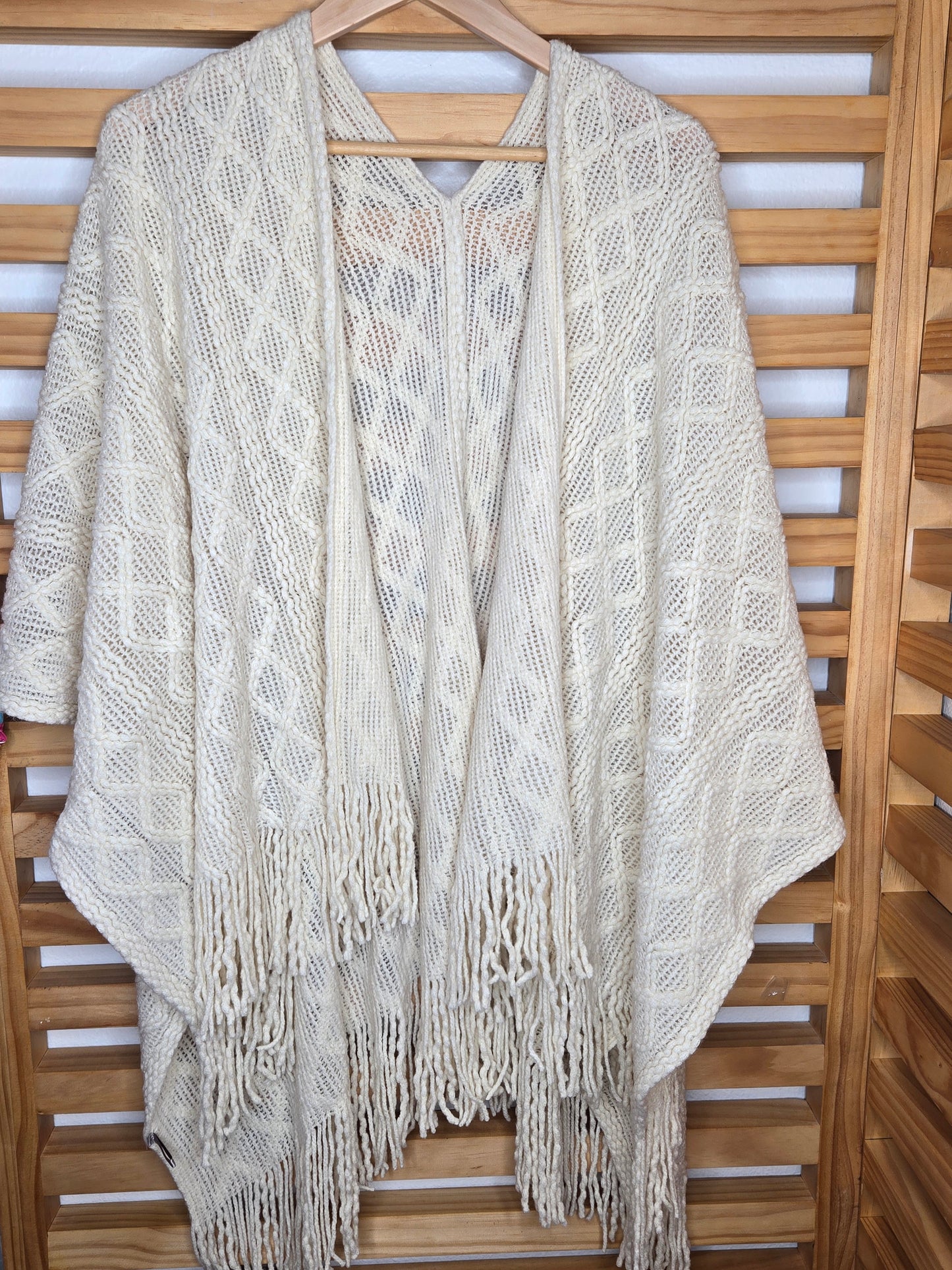 Diamond Pattern Tassel Ruana, One size