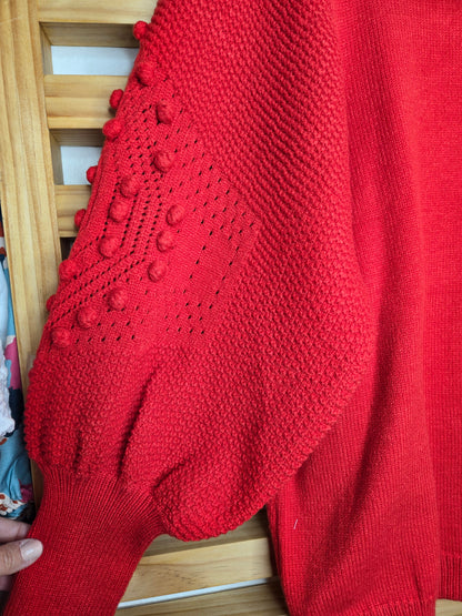 #RedSweater #PomPomSweater #BalloonSleeveTop #CozyKnitwear #RelaxedFit #FashionComfort #WinterStyle #KnitSweater #PomPomDetails #CasualChic