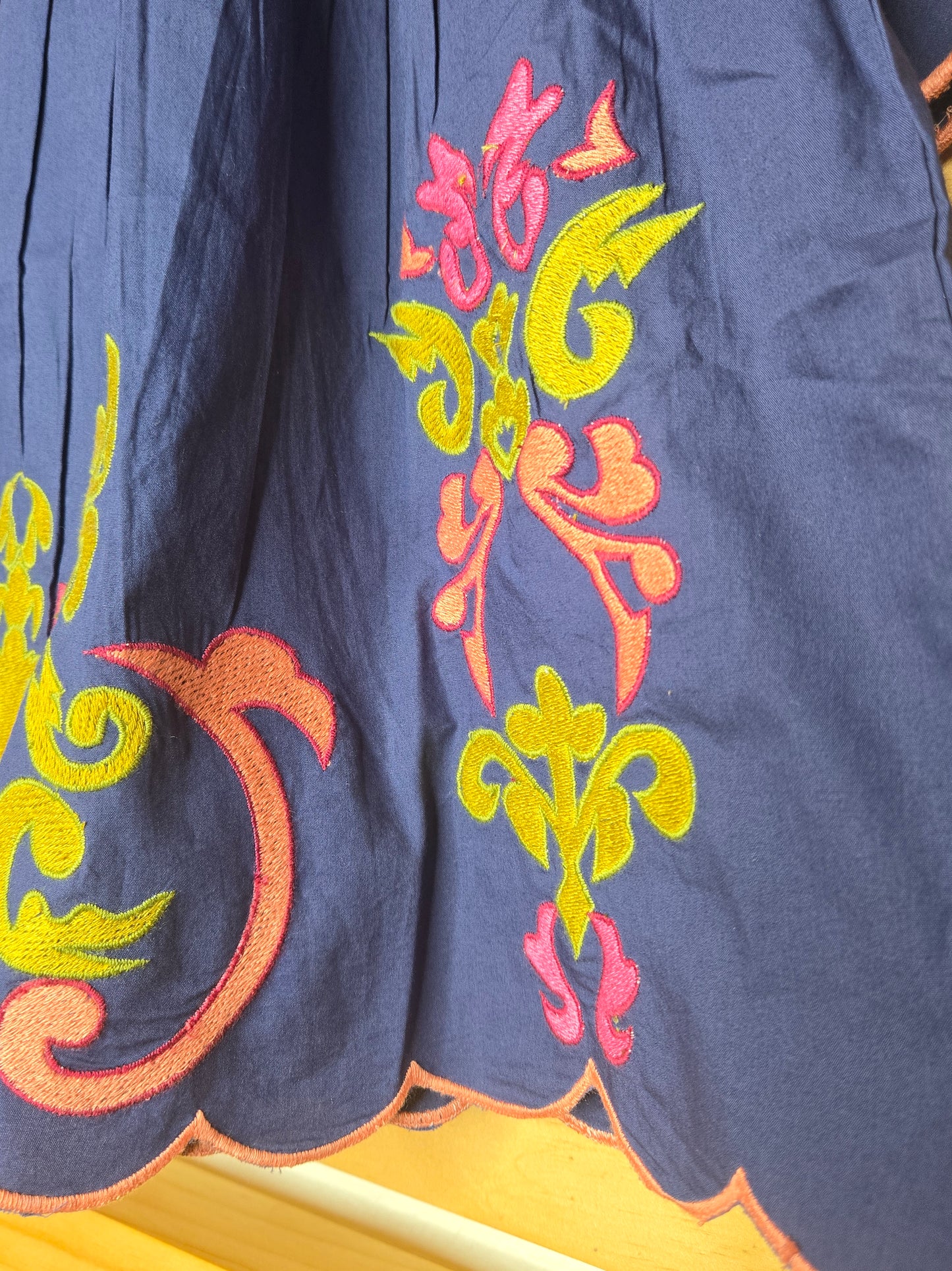 Embroidered Scallop Trim Short Sleeve Blouse