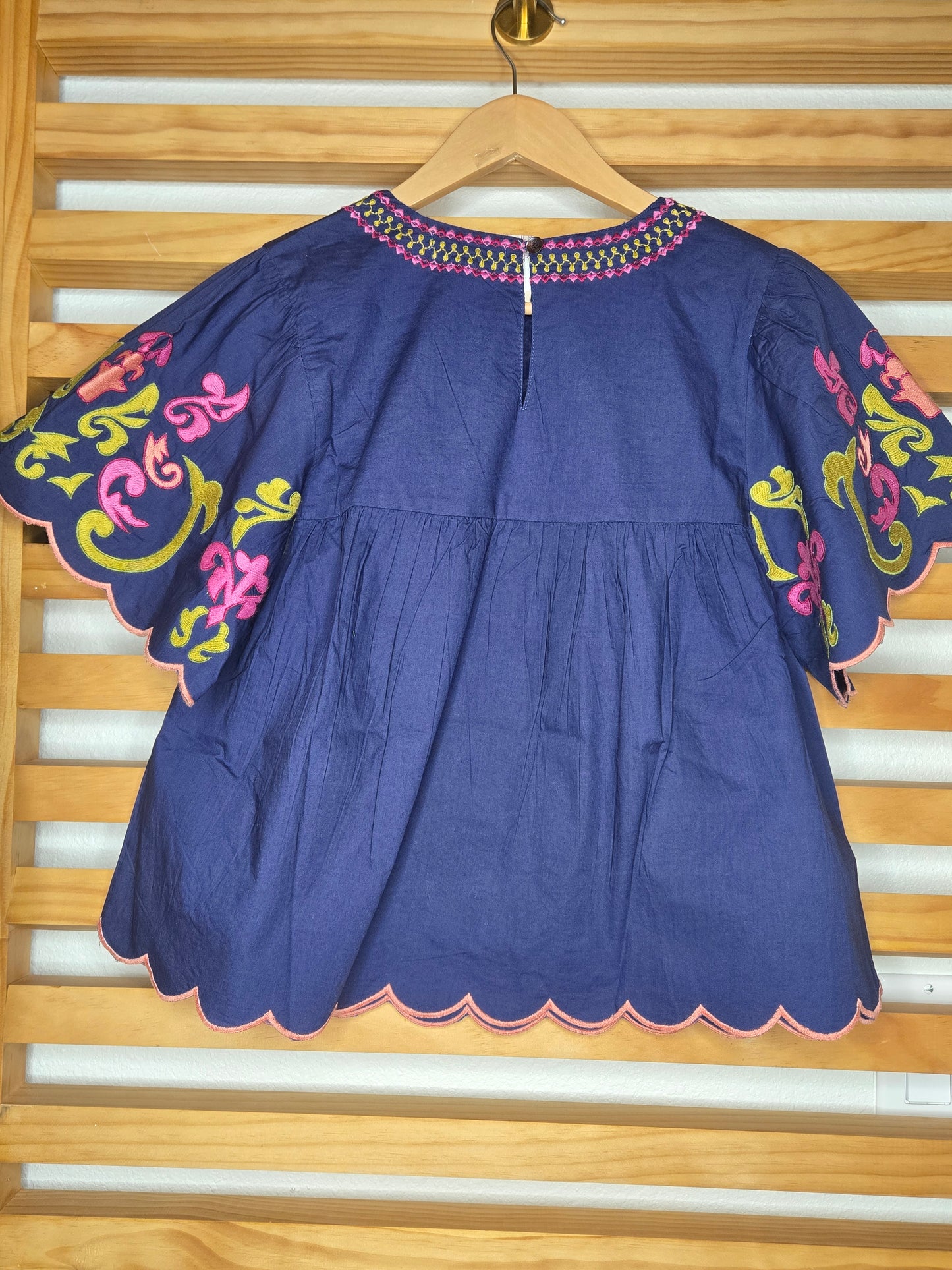 Embroidered Scallop Trim Short Sleeve Blouse