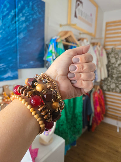 Boho Chic Bracelet Set with Geometric Beads – 7 Pieces