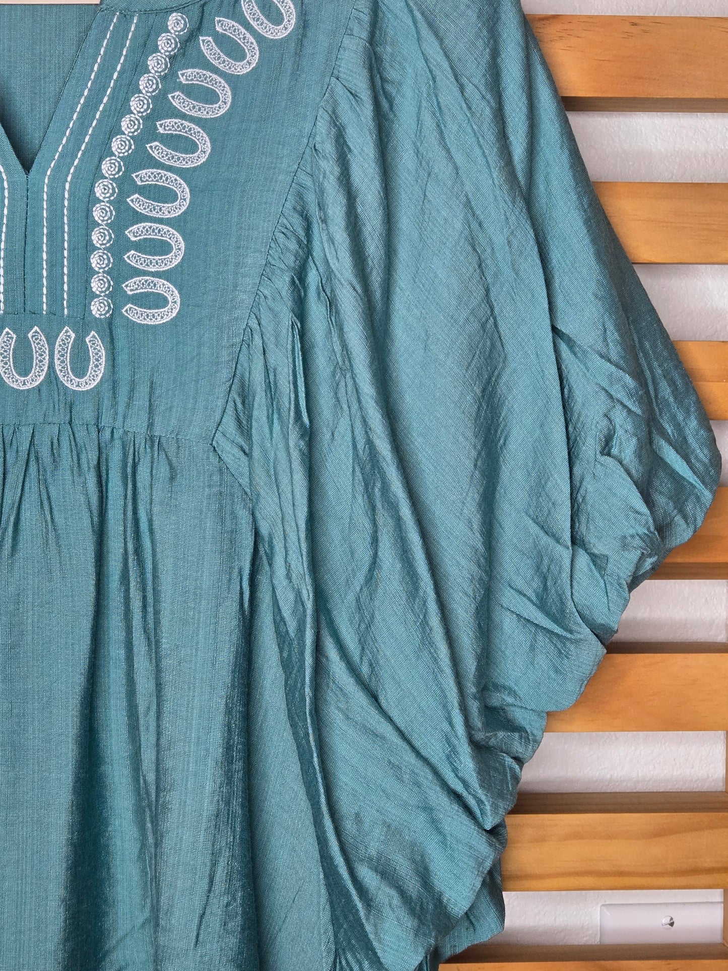 Teal Embroidered V-Neck Bubble Sleeve Blouse (Pre-order XL-3XL)